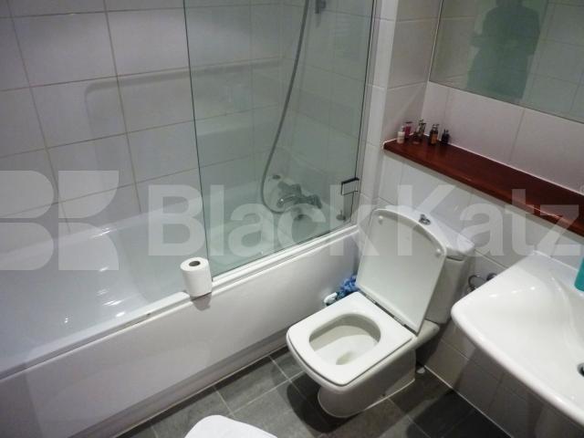 			CAMDEN GIRLS SCHOOL CATCHMENT AREA!, 2 Bedroom, 1 bath, 1 reception Flat			 Canal Boulevard, Camden Road, CAMDEN